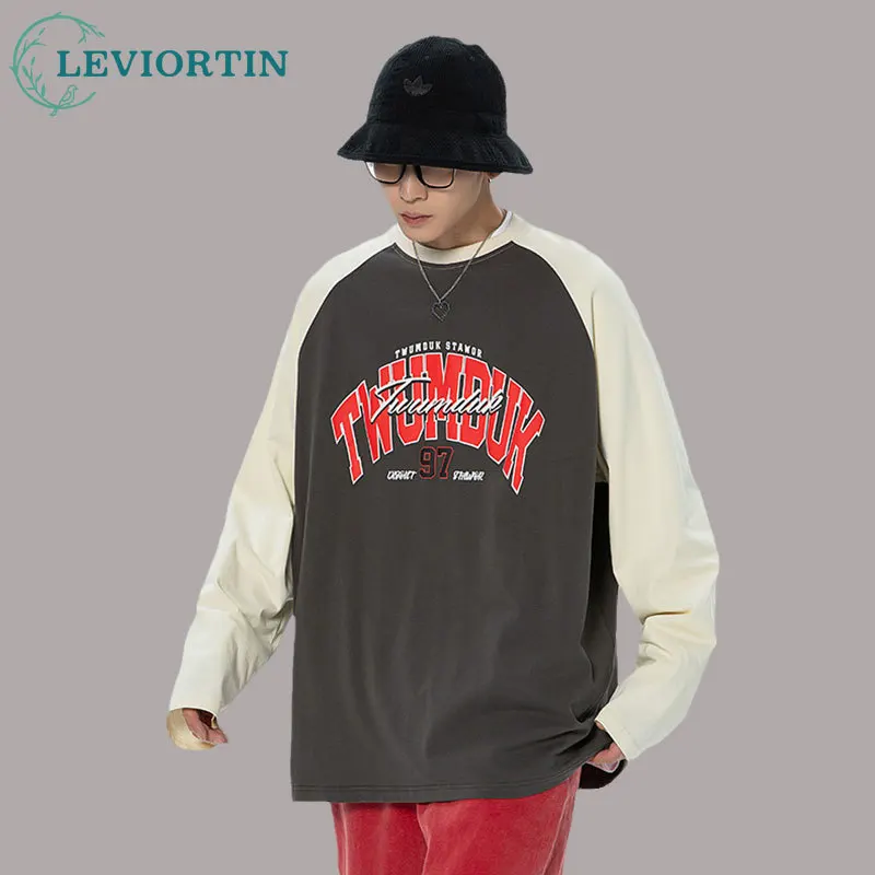 

Футболка мужская с круглым вырезом, длинным рукавом и надписью