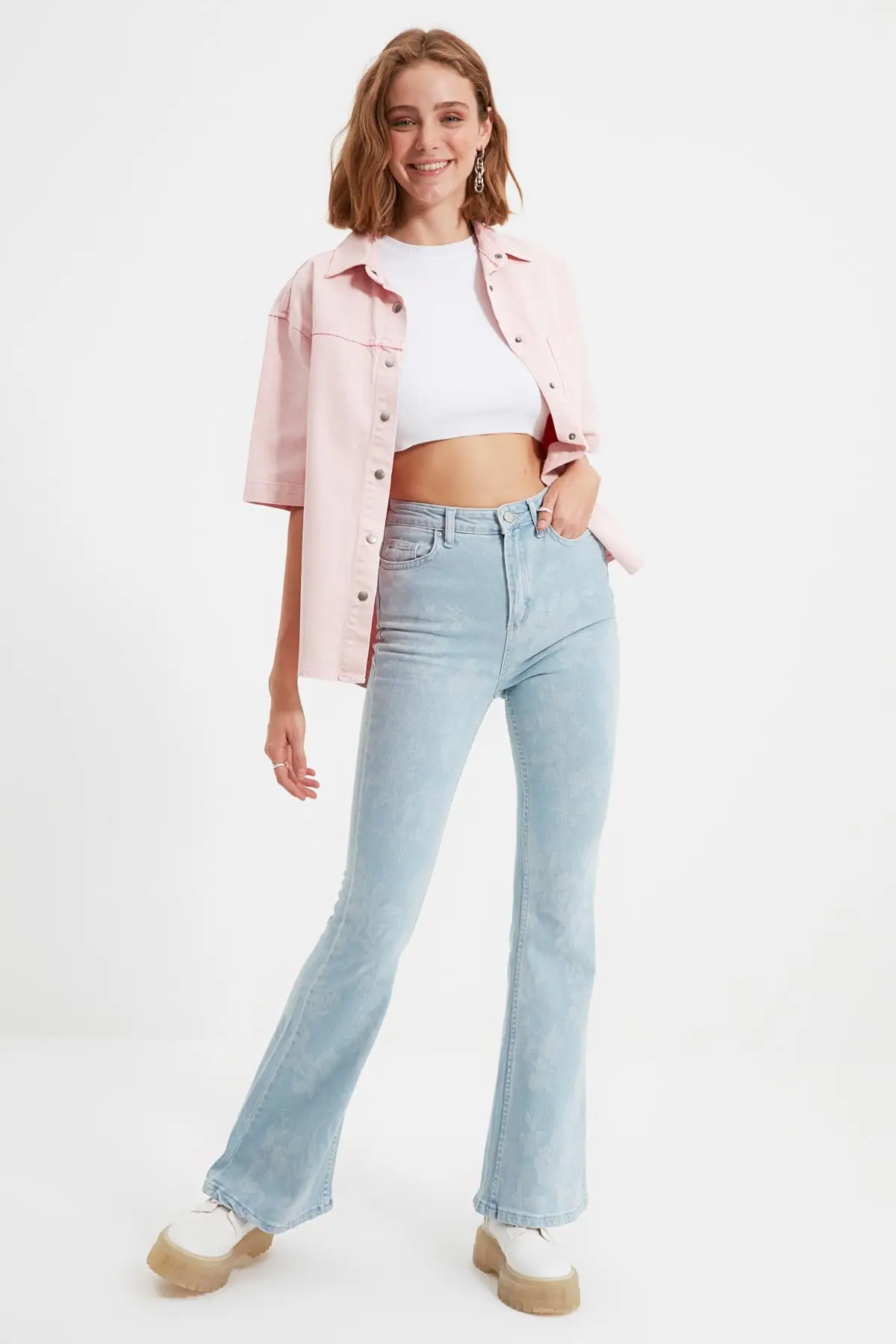 

Trendyol-Flushing High Waist Flare Jeans TWOAW22JE0566