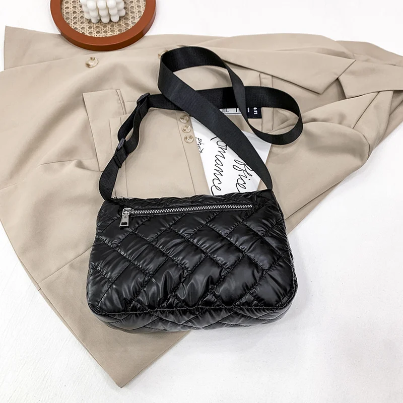 

Space Pad Cotton Shoulder Bag For Women Winter Nylon Crossbody Bag Lady Quilted Padded Bags Female Fluffy Shopper Tote