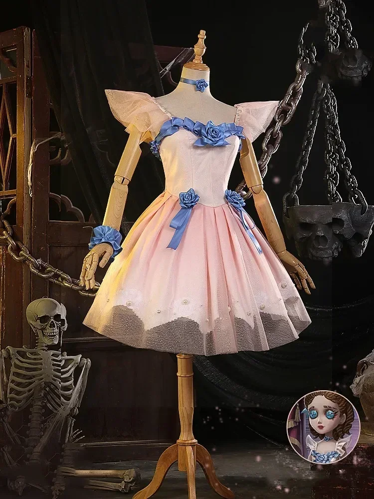 Костюм Game Identity V Survivor Perfumer Vera Nair