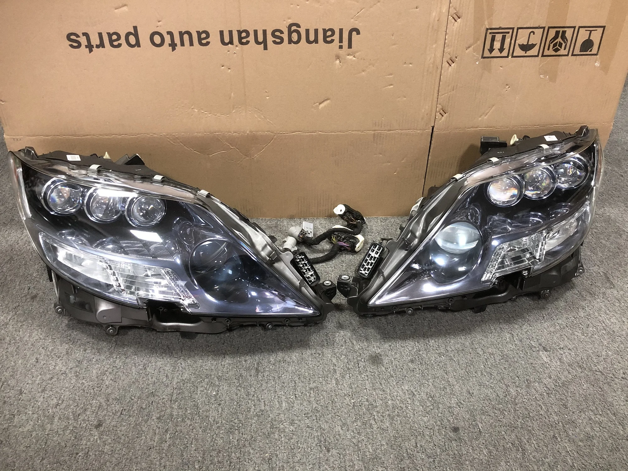 Рисунок 6 - Передняя решетка в сборе для Lexus