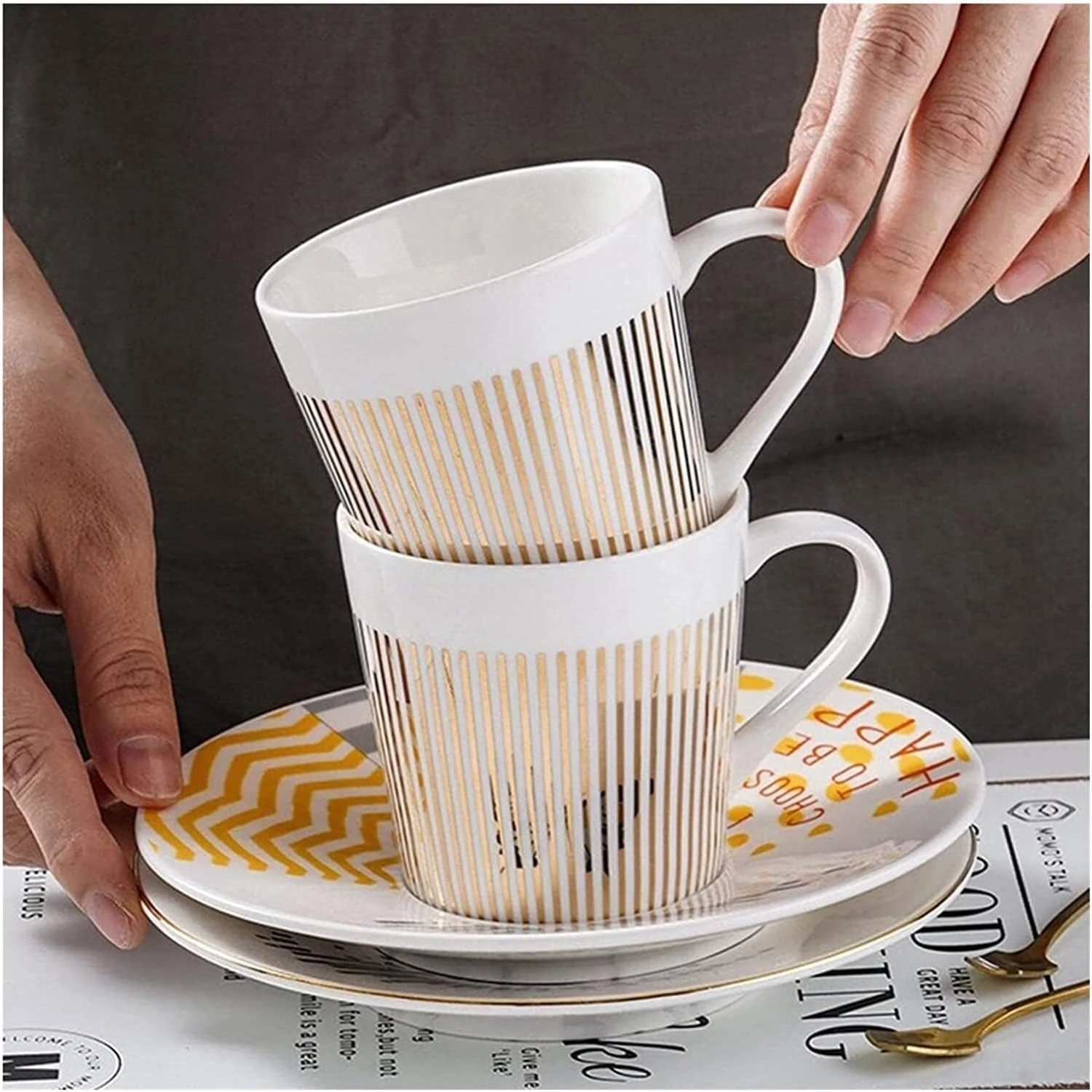 Идеальный подарок для кофе aficionados — изысканная и продуманная керамическая чашка