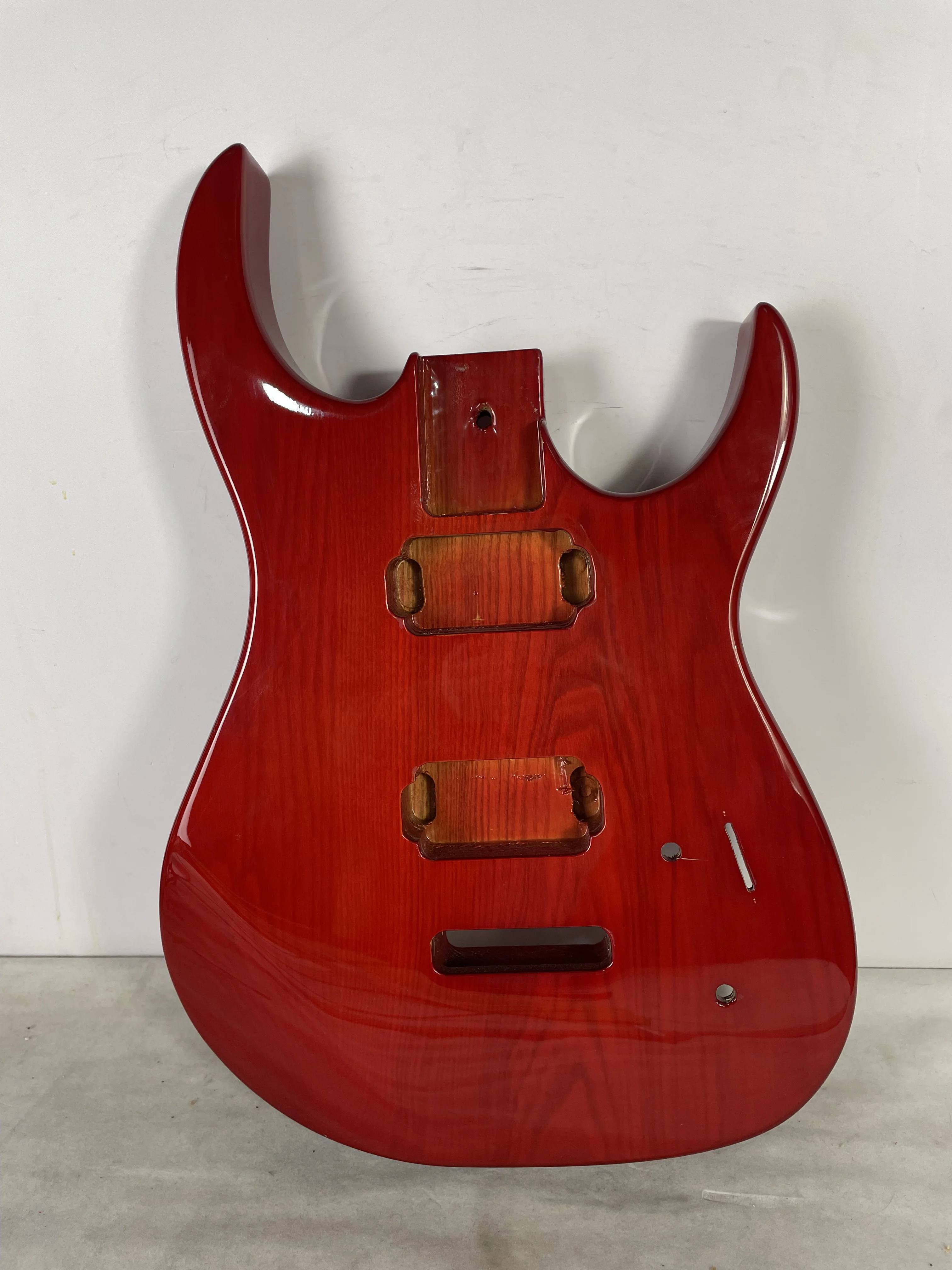 

High Quality Semi-finished Ibanez Style Electric Guitar Body Unfinished Solid Ash Wood Guitar Guitar Barrel DIY Guitar Part