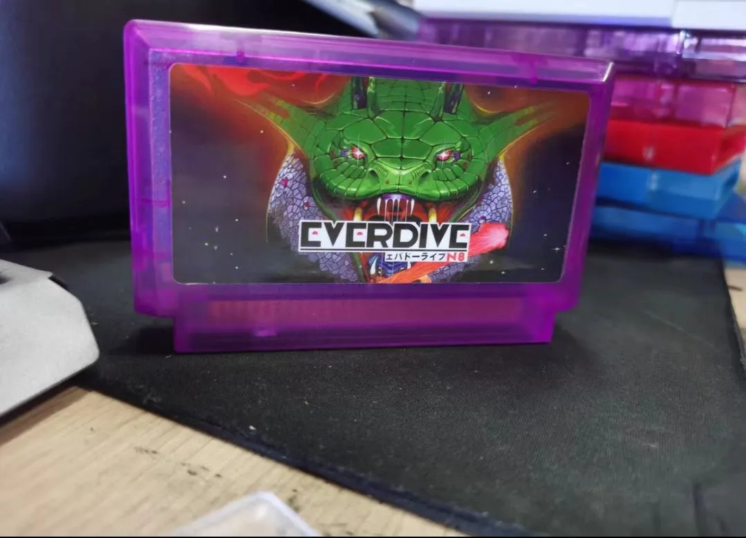 FC Everdrive N8 PRO PLUS поддерживает мгновенное архивирование золотой палец сброс игры