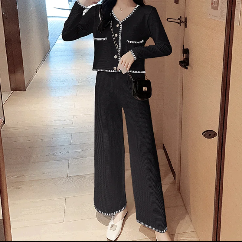 

Home Autumn Fashion Soft Casual V-Neck Long Sleeve Pullover Tops and Knitted Pant New Female Homewear Solid Two Piece Set G449