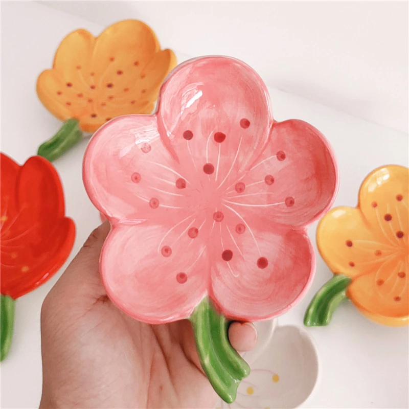

Ceramic Flower Shape Soap Box Drain Soap Holder Box Bathroom Shower Soap Holder Sponge Storage Tray Water-free Storage Box