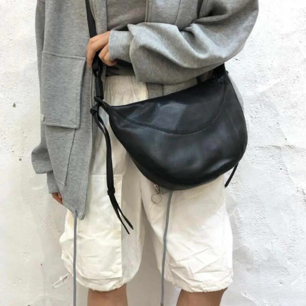 

Casual Leather Shoulder Women Crossbody Bags Genuine Leather Shoulder Bag Designer Fashion Handbags Half Moon Style Female Bag