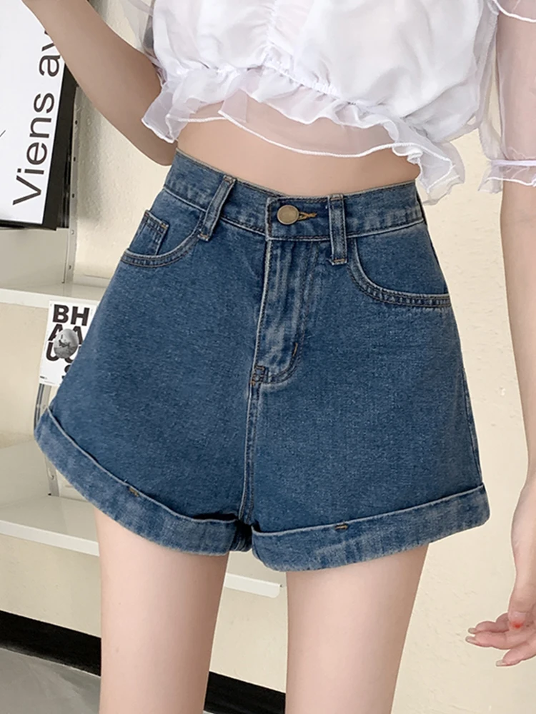 New Spring Summer Women High Waist Wide Leg Denim Shorts Streetwear Female Button Loose Retro Jeans Shorts Bottoms