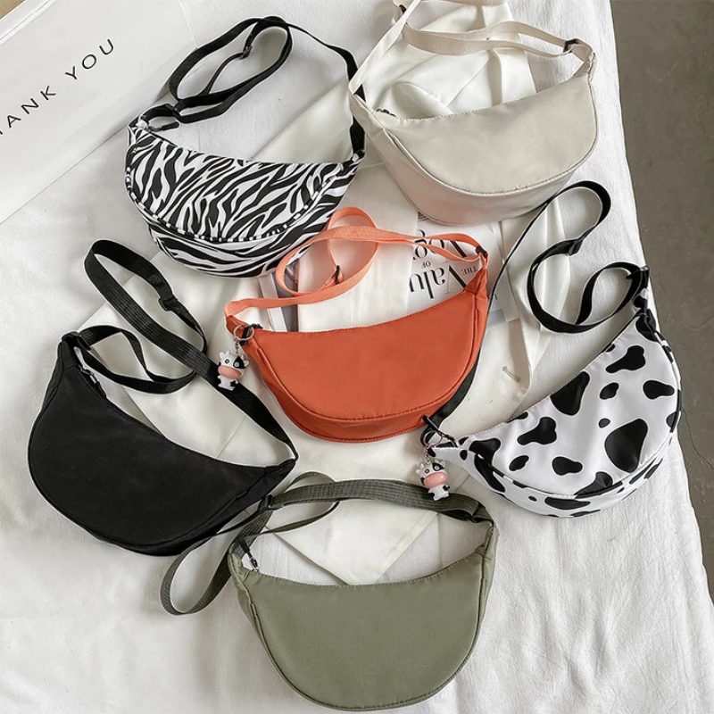 

Simple Cow Pattern Women Messenger Bags Solid Color Ladies Nylon Hobos Shoulder Bag Female Girls Crossbody Bag Purse Handbags