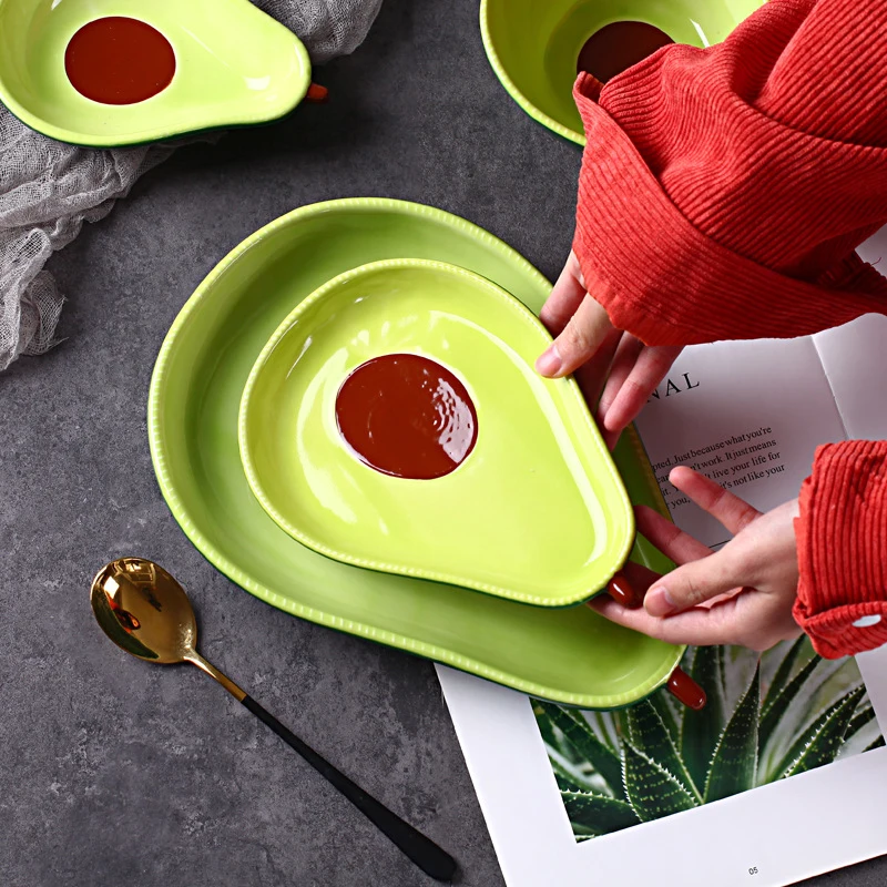 

Ins Same Cute Avocado Special Use Ceramic Snake Home Fruit Salad Inventory Heart Plate Creative Small Plate Factory Direct Sales
