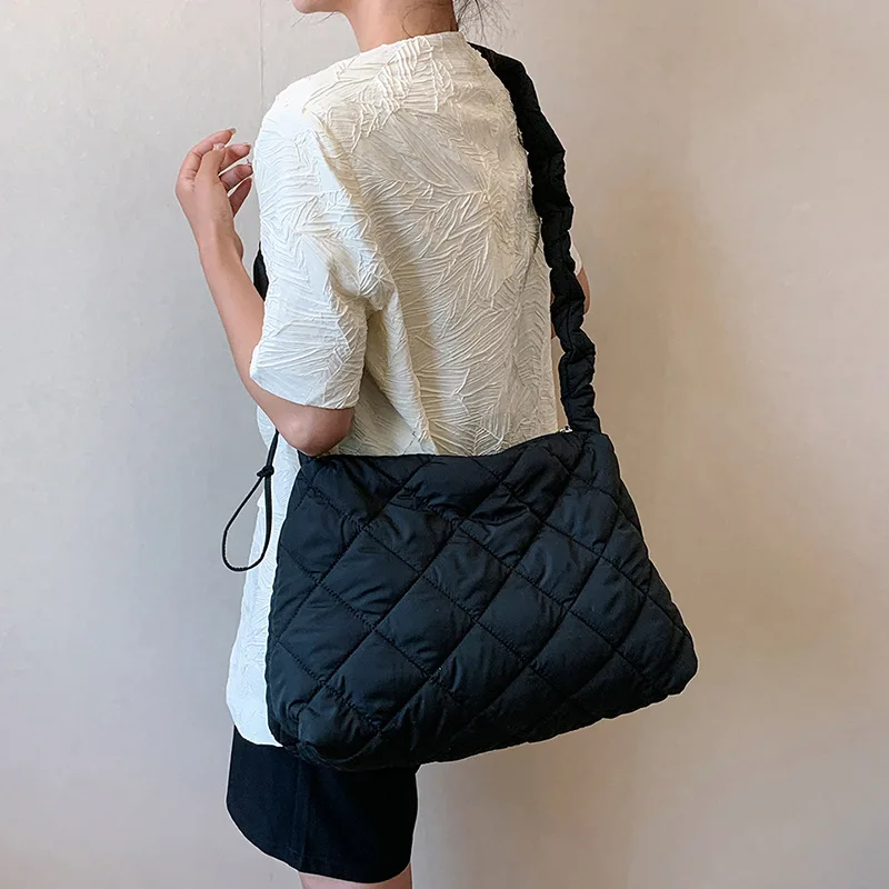 

Solid Shoulder Bag 2023 New Autumn Solid Tote Bag Large Capacity Crossbody Bag Side Bags for Woman Free Shipping