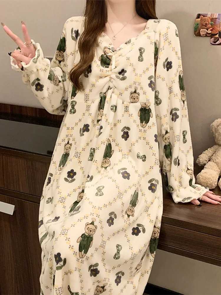 Nightdress Women Autumn and Winter With Chest Pad Coral Fleece Fleece-lined Thickened Cartoon Cute Flannel Pajamas Hom...
