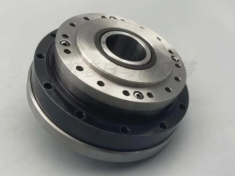 Редуктор HD SHF 32-80-2UH полый редуктор 80:1