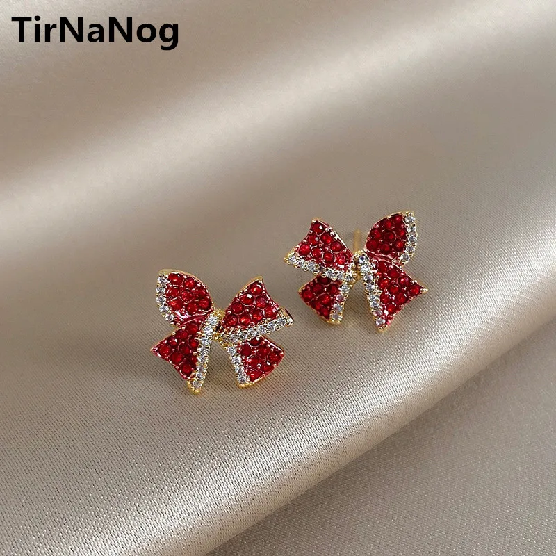 

2022 The New South Korean Red Bowknot Studs Style Restoring Ancient Ways Is Contracted Sweet Romantic Small Earrings Girl Gifts