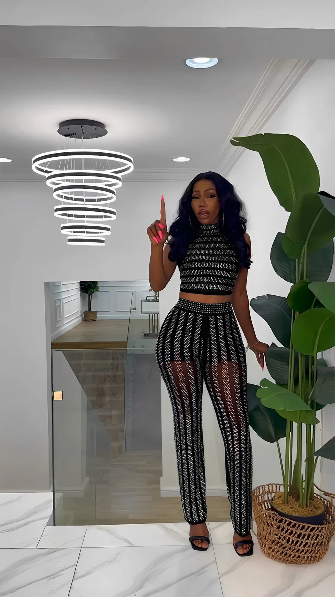 

Autumn Sexy Nightclub Style Perspective Diamond Two Piece Set Women Fashion Mesh Diamond Vest Trousers Two Piece Set Women
