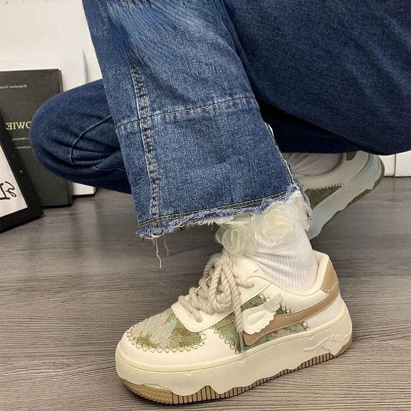 Womens Shoes Spring New All-match Retro Embroidery White Shoes Ins Tide Thick Bottom Casual Students