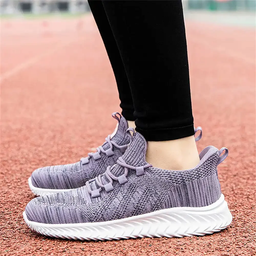 

Вентиляция летние прогулочные ботинки женские баскетбольные Лоферы обувь для женщин кроссовки спортивные кроссовки за рубежом доступная цена YDX1