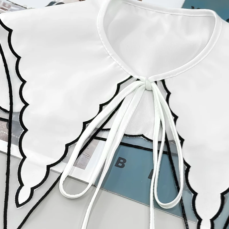 Модный белый черный воротник с вышивкой многослойный и сочетается юбкой