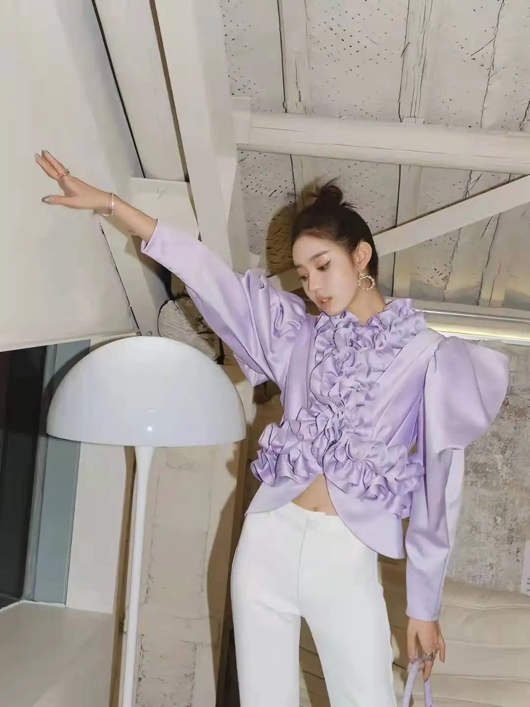 2025 Новая мода темпераментный элегантный топ фиолетовая кружевная рубашка с