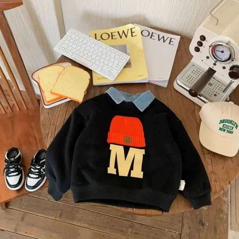 

Children's Fashion Pullover Round Neck Sweater 2023 Autumn/Winter New Boys' Plush Thickened Polo Sweater