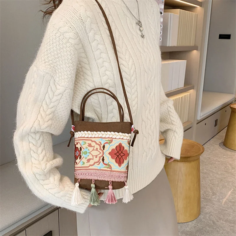 

Ladies shoulder bag fashionable lady cross-body bag ethnic feng shui bucket bag