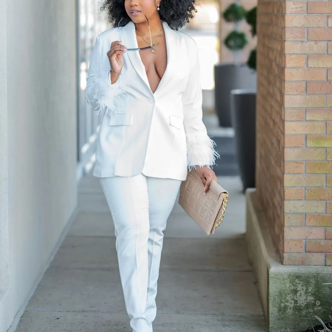 Рисунок 2 - Роскошные женские костюмы из 2 предметов