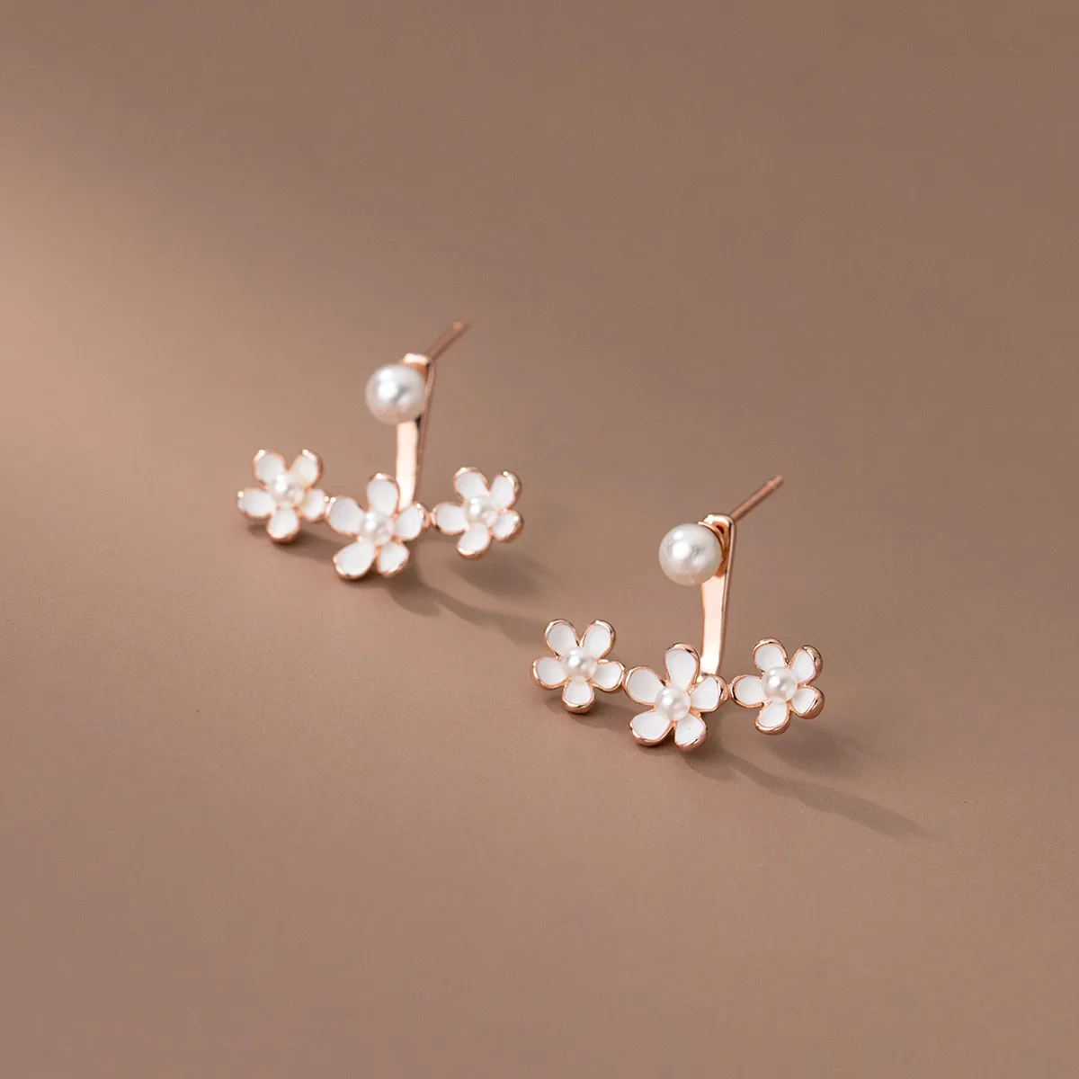 

Real 925 Sterling Silver Synthetic Pearl Three Flowers Earrings Romantic Front Back Post Ear Studs Fine Jewelry for Women