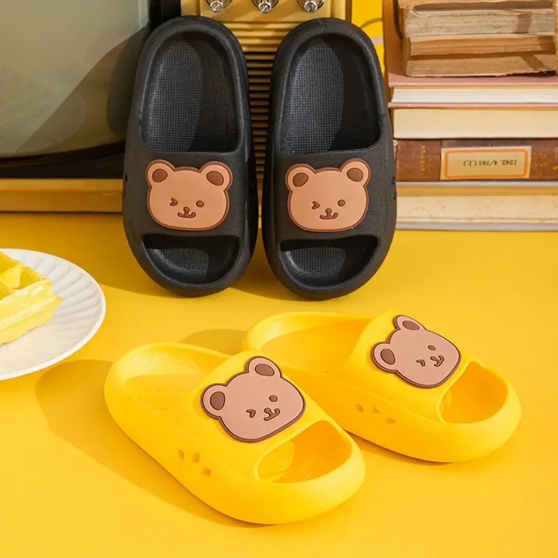 

Indoor and outdoor slipper women's bathroom
