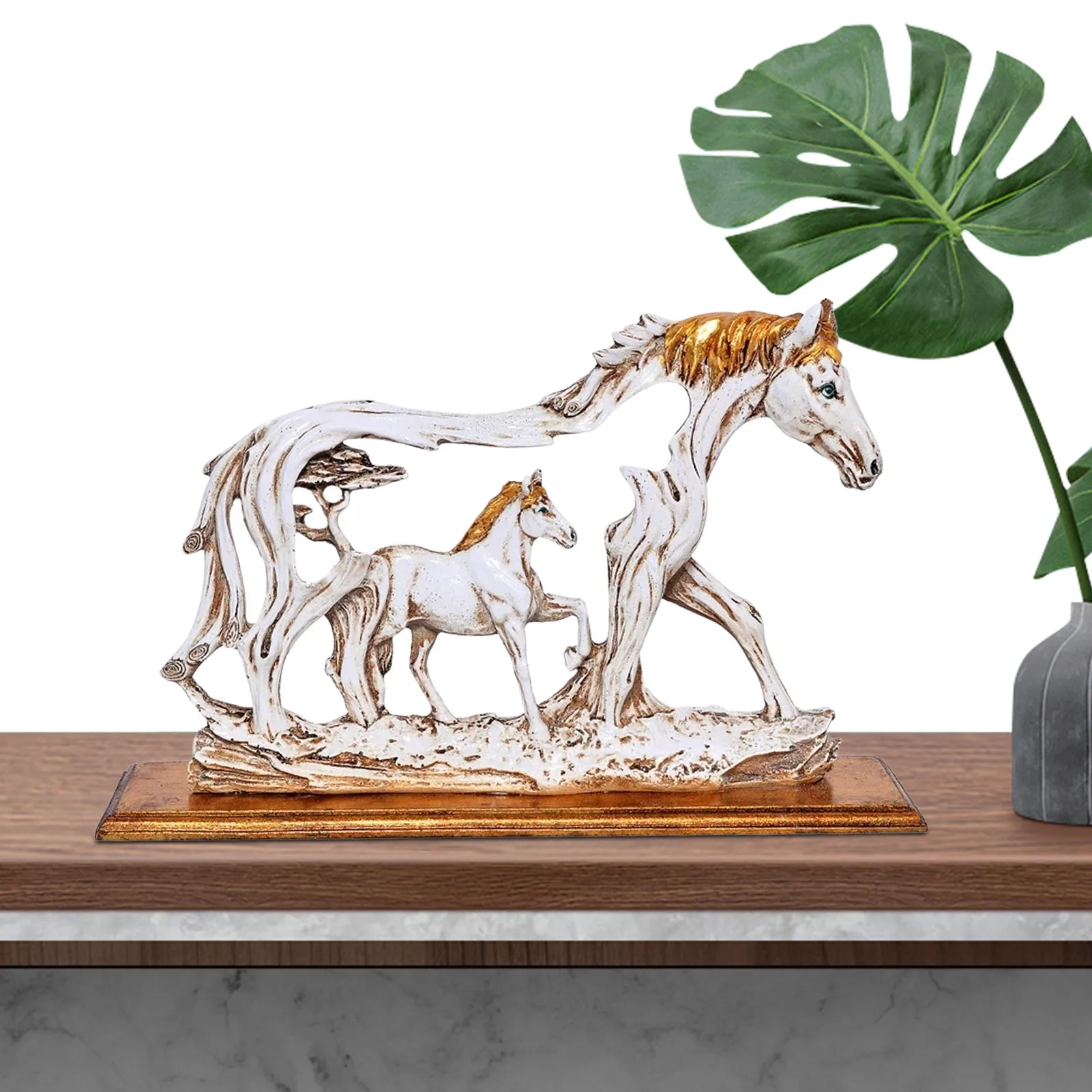 

Standing Horse Resin Statues Resin Horse Handicraft Ornaments Eco-Friendly Perfect Decorations For Office Decor And Home Decor