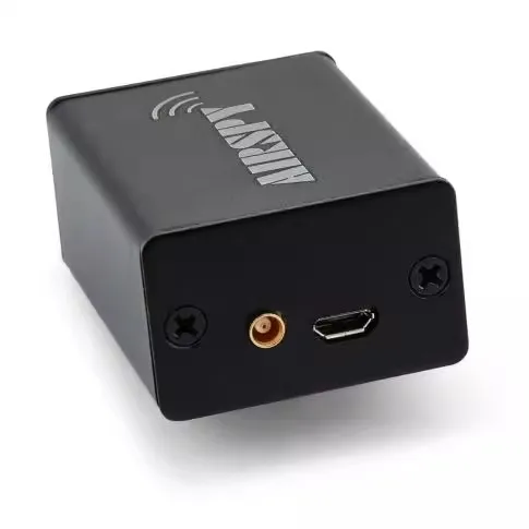 Фото Новый высокопроизводительный портативный программный приемник Airspy R2 Advanced VHF/UHF №2