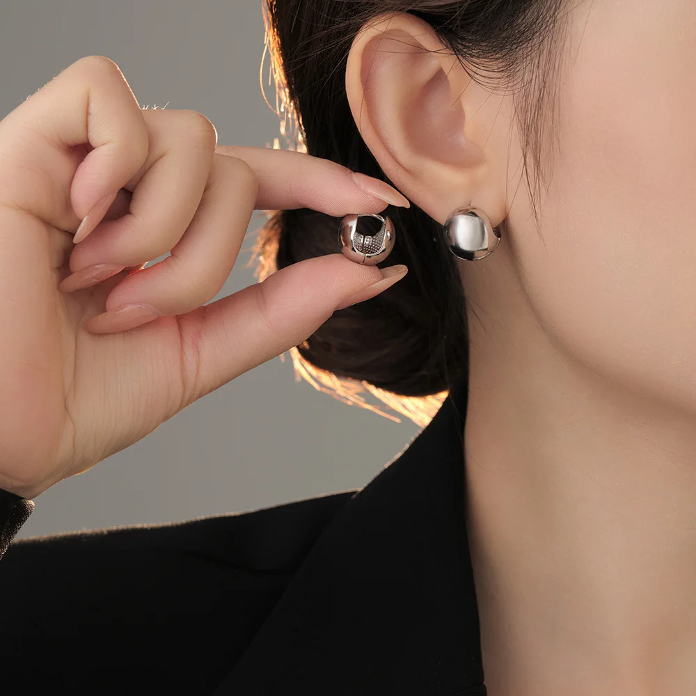 round Ball Glossy Ear Clip Simple Ins Earrings