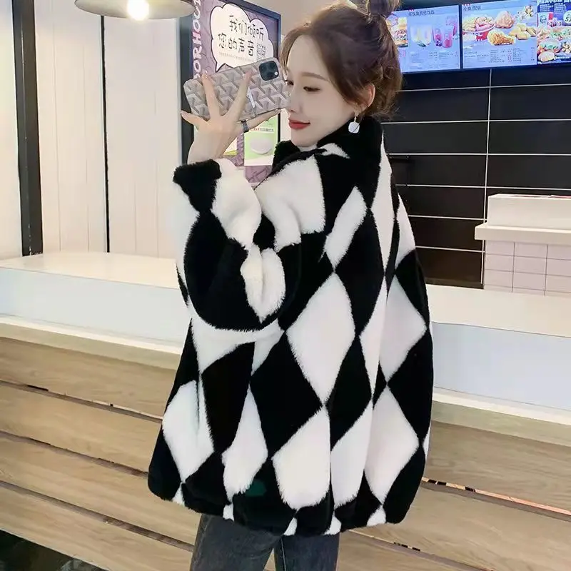 2022 Winter New Japanese and Korean Women Wear Loose, Fashion, Casual, Versatile and Cotton Thick Warm Lamb Fur Grass Top Coat