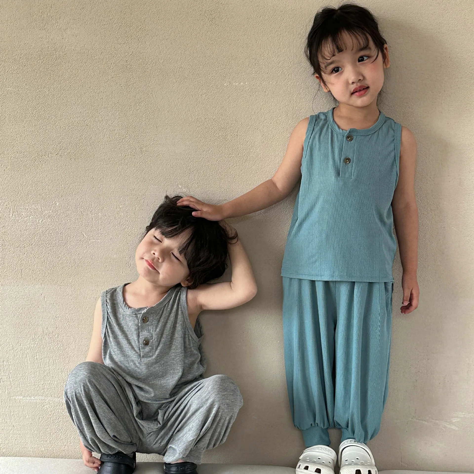 

Children Clothing Set Spring Summer Boys and Girls 2023 New Baby Vest Pants Homewear Casual Simple Solid Color Two Piece Set