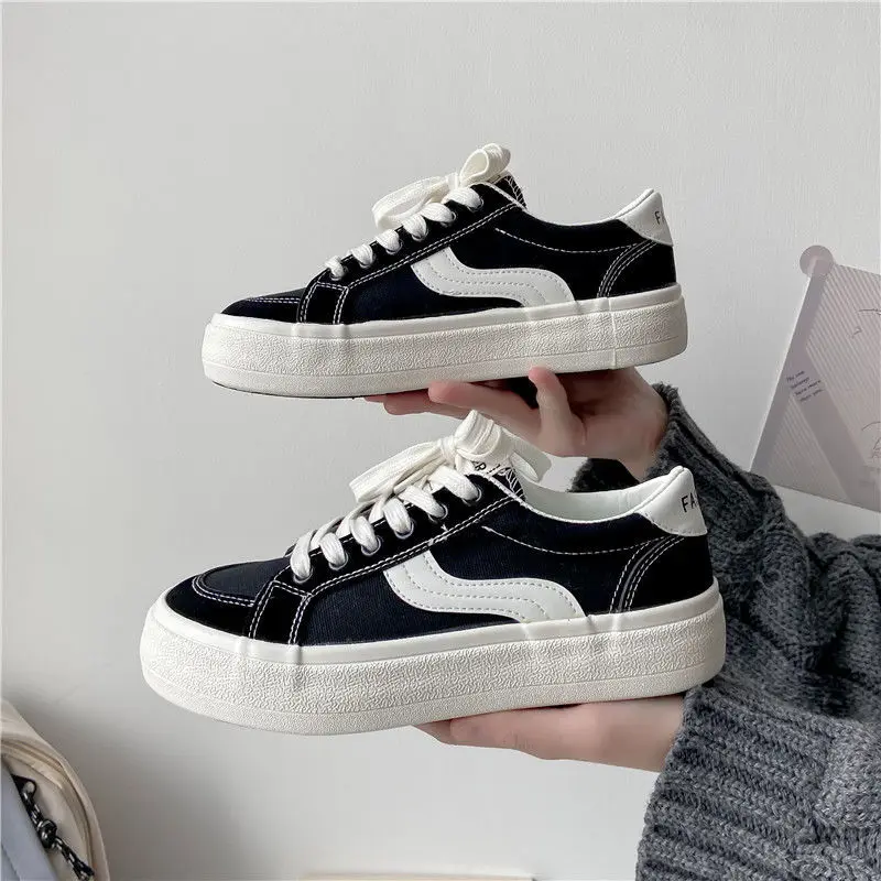 Autumn Canvas Sneakers 2022 New Fashion Students White Platform Sneakers Korea Daily Wear All-match Basic Sleek Female Shoes