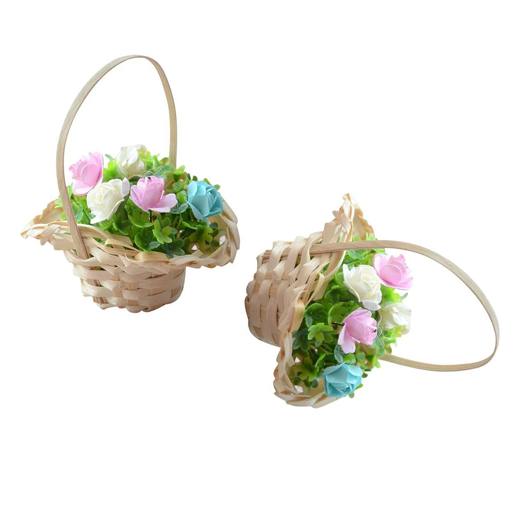 Фотообои с ручками Ротанговые корзины цветами для свадебного стола в