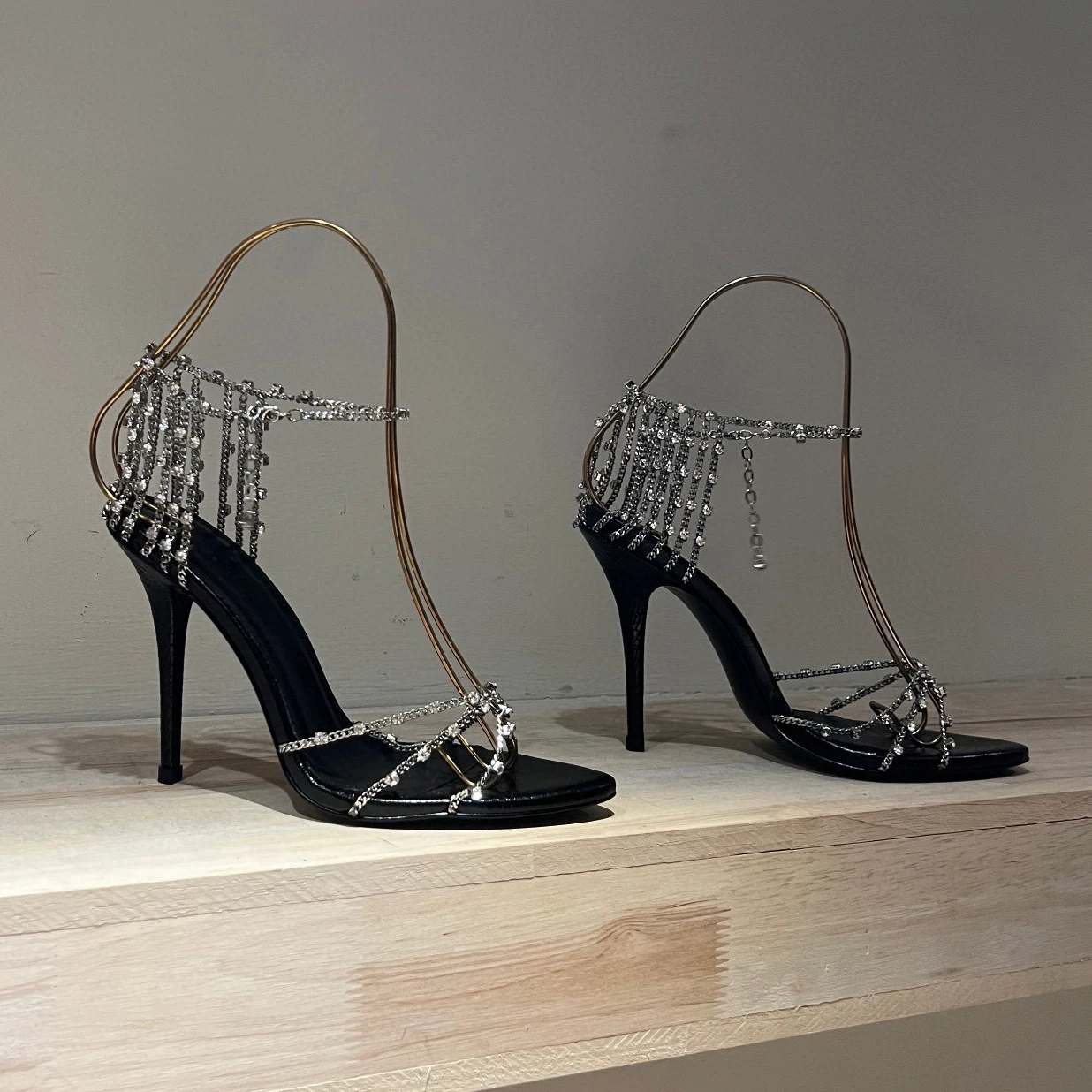 2023 Women's Sandals Spring Summer High Heels Pumps Rhinestone Chain Belt Sandals Women's Slim Heels Open Toe Sexy Women's Shoes