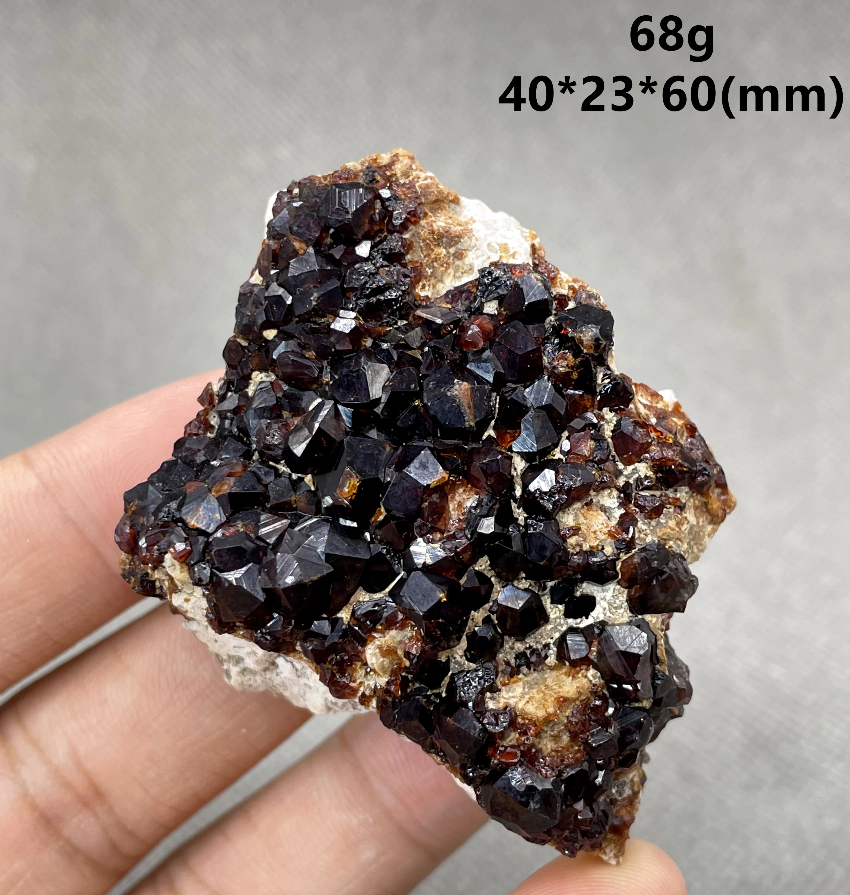 

NEW! 100% natural Garnet minerals specimen stones and crystals healing crystals quartz gemstones