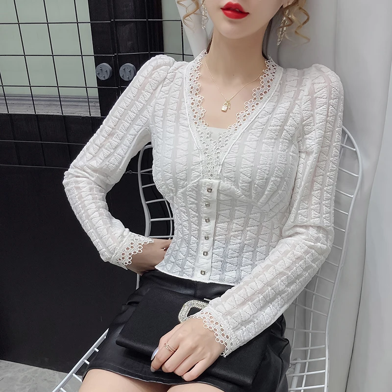 

2022 spring sexy hollow V-neck slim long-sleeved lace shirt women's foreign style high waist short jacket 201j,418-25