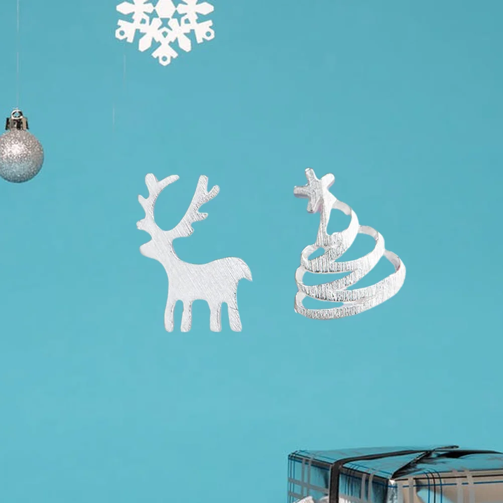 

Stylish Christmas Tree Elk Asymmetrical Earrings for Ladies