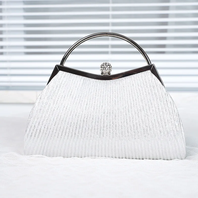 Dinner Portable Women's 2023 New Fashion Lady Mom Wedding KTV Dinner Party Small Bag