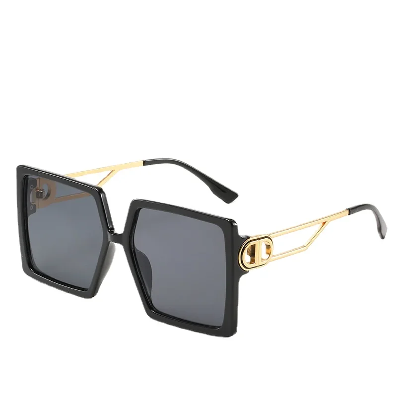 

GISAEV Car Glasses Women Super Large Square Lenses Metal Sunglasses Large Retro European American Frame Metal Fashion Glasses