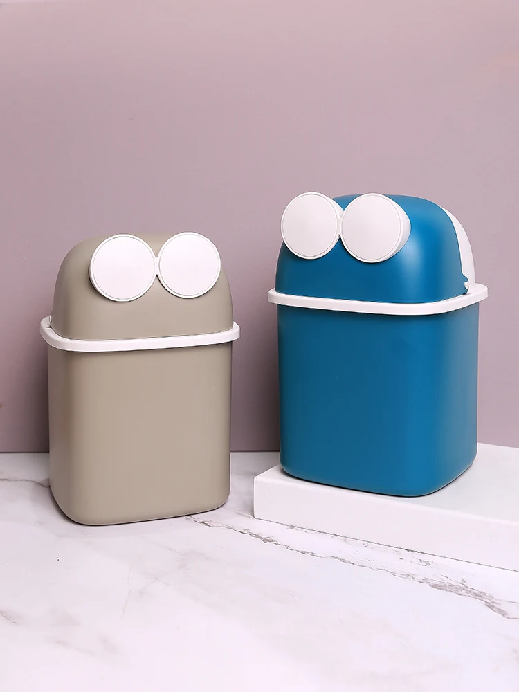 

Cute Mini CreativeTrash Can with Lid Plastic High Quality Trash Bin Bedroom Desktop Home Cubo Basura Household Products EJ50TB