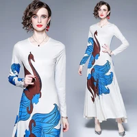2022 spring and summer new runway fashion temperament round neck long sleeve blue and white print slim long dress dress dress