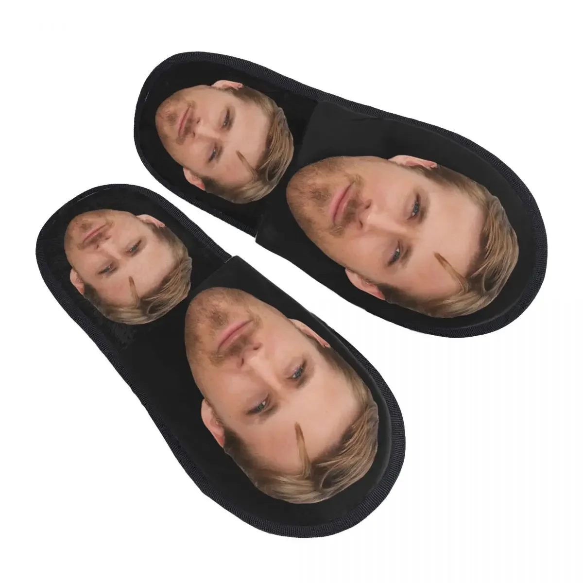 Мягкие домашние меховые шлепанцы с большим циферблатом