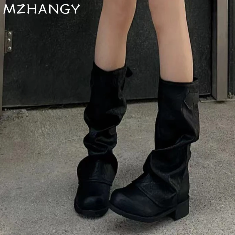 Женские кожаные высокие сапоги модная обувь до колена на плоской подошве женские