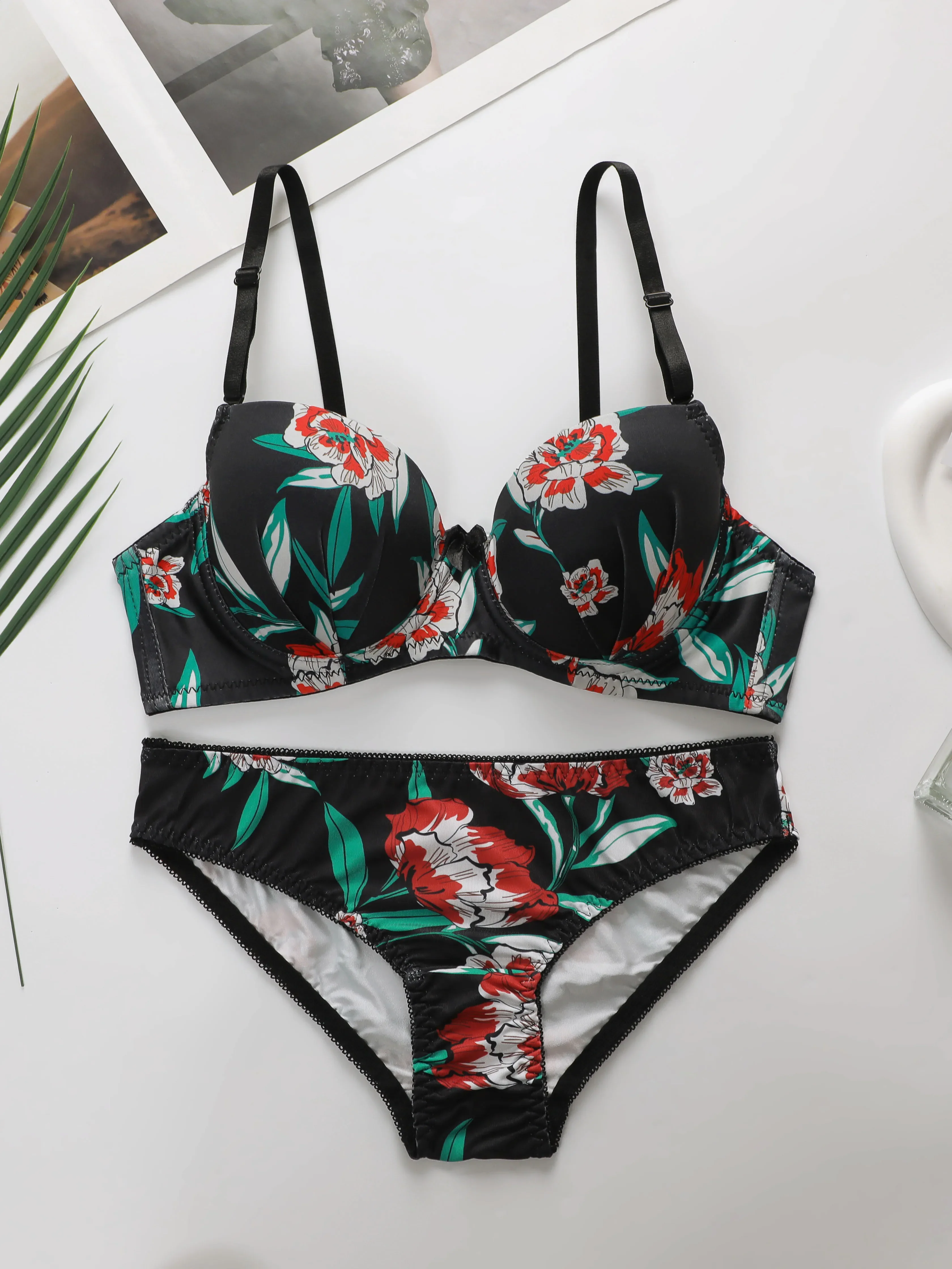 Лидер продаж высококачественный многоцветный комплект нижнего белья из 2