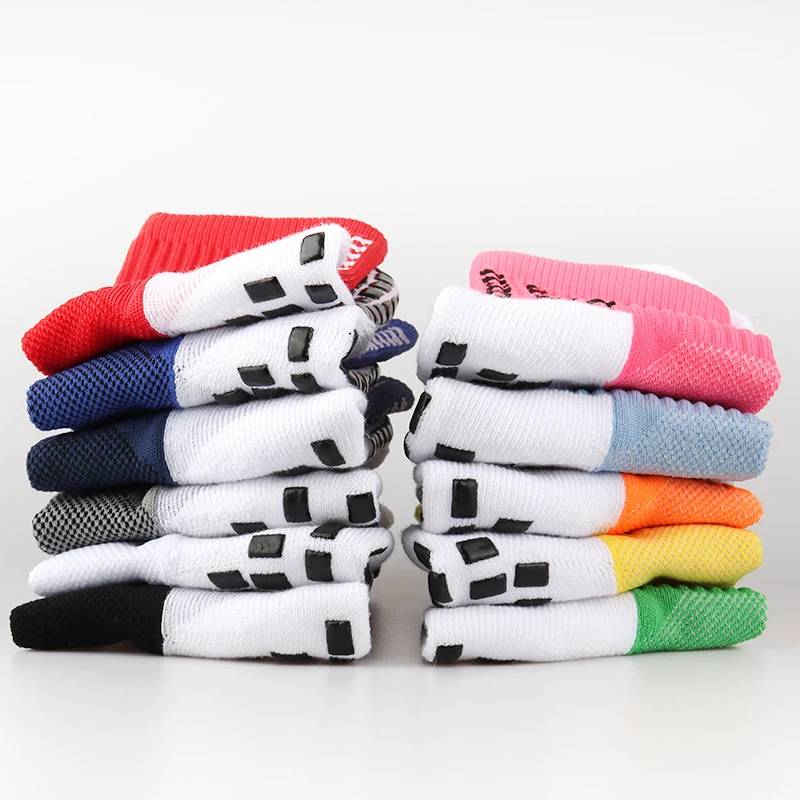 

Anti-slip Football Socks Men Non-slip Soccer Basketball Tennis Sport Socks Grip Cycling Riding Socks XL(39-47)