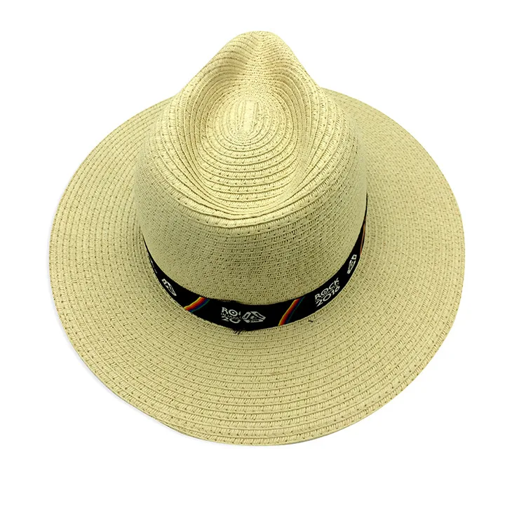 Соломенная шляпа из льна