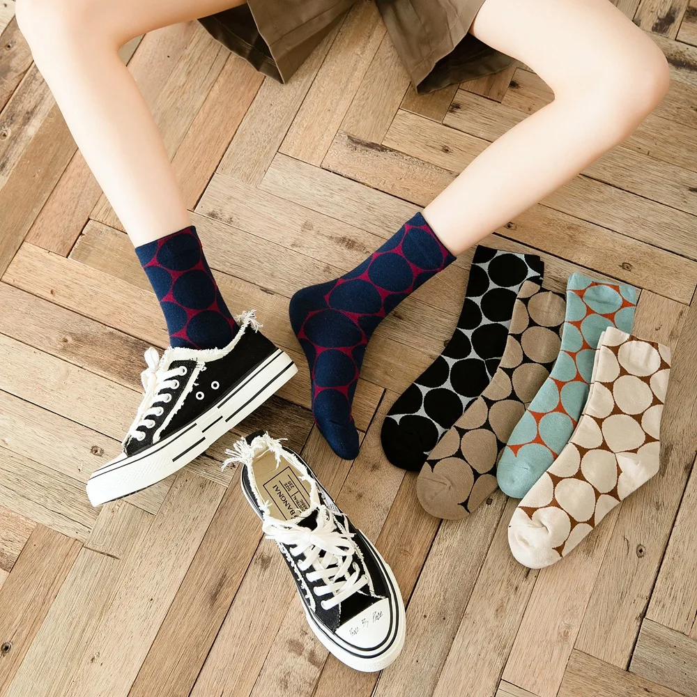 

Socks Women's Mid-tube Women's Socks Jacquard Round Geometry 2020 Autumn and Winter New Breathable Leisure