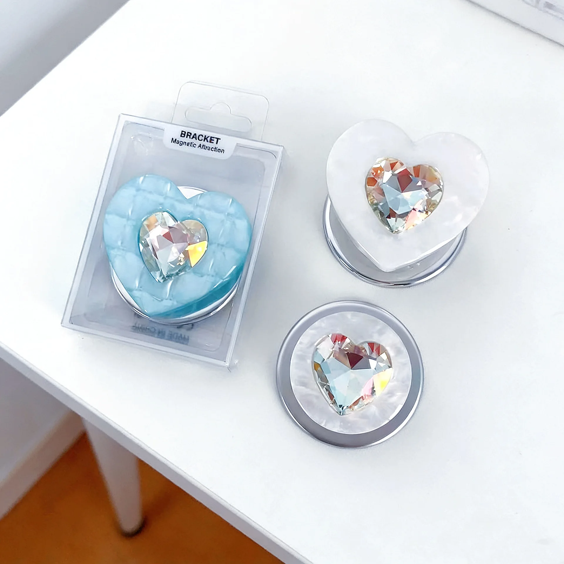 Фото Магнитный держатель для телефона Bling Heart Diamond: переливающаяся подставка-кольцо для пальца, аксессуар для мобильных устройств, украшение для девочек на каждый день №3